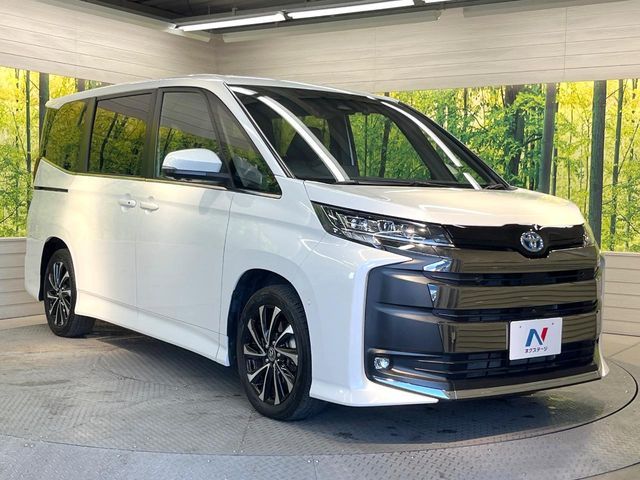 TOYOTA NOAH HYBRID 2023 Image 31