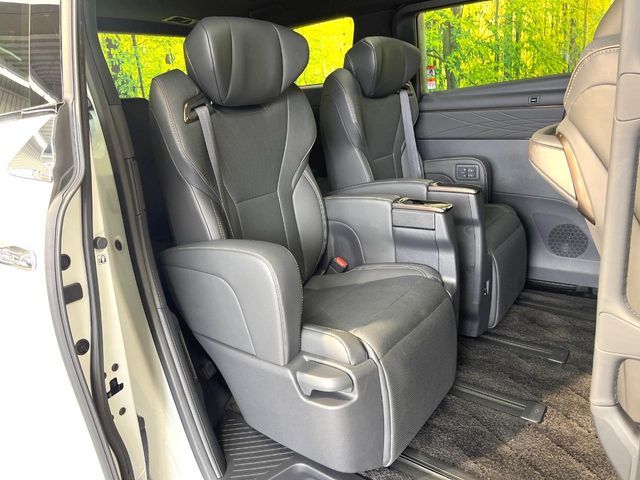 TOYOTA ALPHARD 2025 Image 31