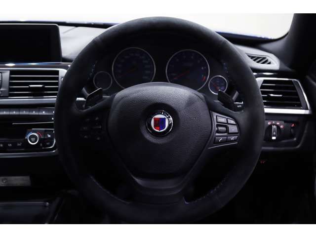 ALPINA B4 S COUPE 2019 Image 31