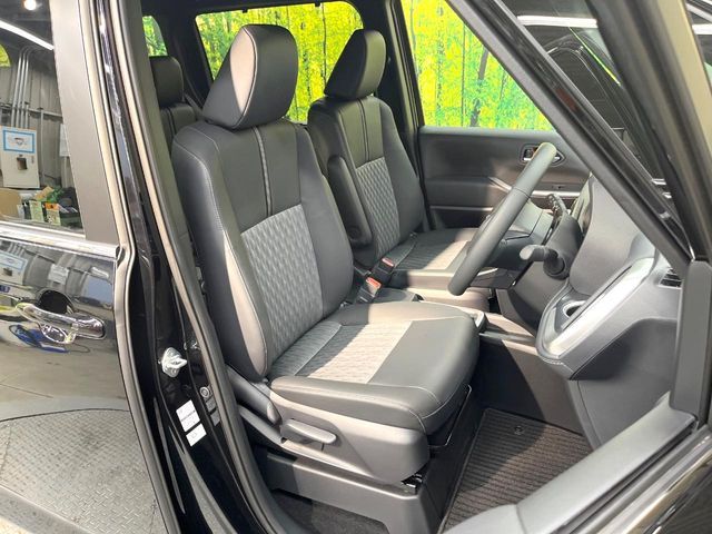 TOYOTA NOAH HYBRID 2025 Image 31