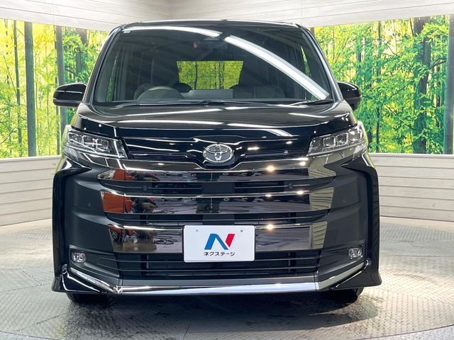 TOYOTA NOAH HYBRID 2025 Image 31