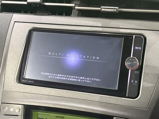 TOYOTA PRIUS 2012 Image 31