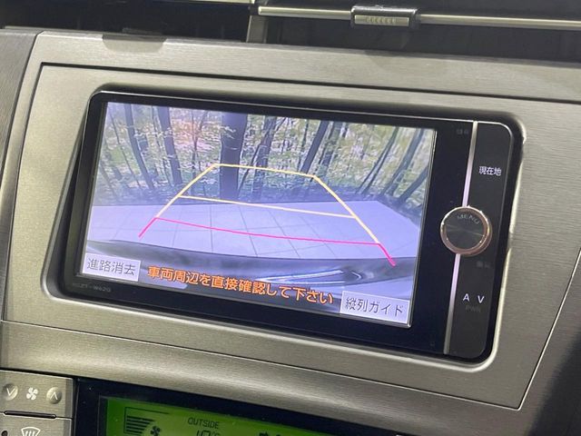 TOYOTA PRIUS 2012 Image 31