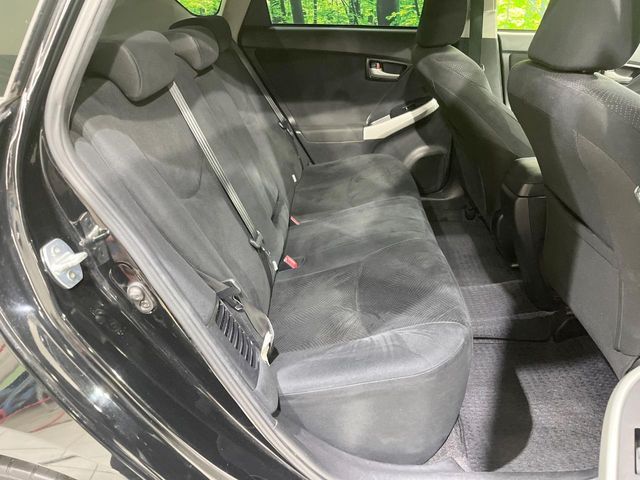 TOYOTA PRIUS 2012 Image 31
