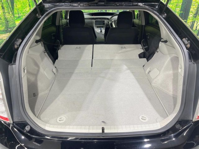 TOYOTA PRIUS 2012 Image 31