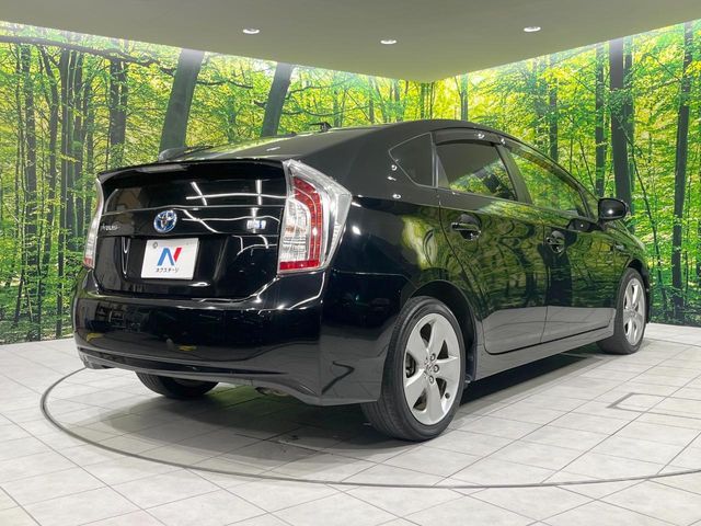 TOYOTA PRIUS 2012 Image 31