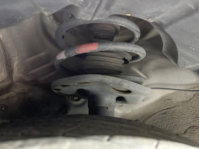 TOYOTA PRIUS 2012 Image 31