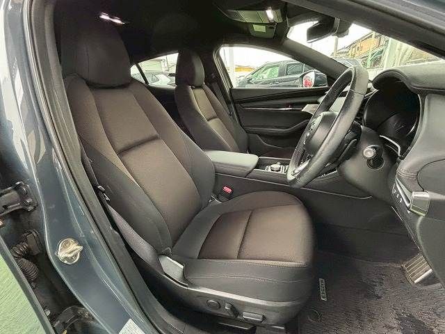 MAZDA 3 FASTBACK 2020 Image 31