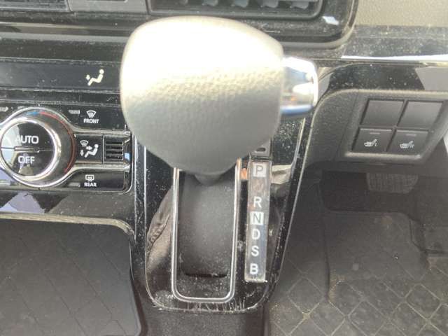 DAIHATSU TANTO CUSTOM 4WD 2019 Image 31