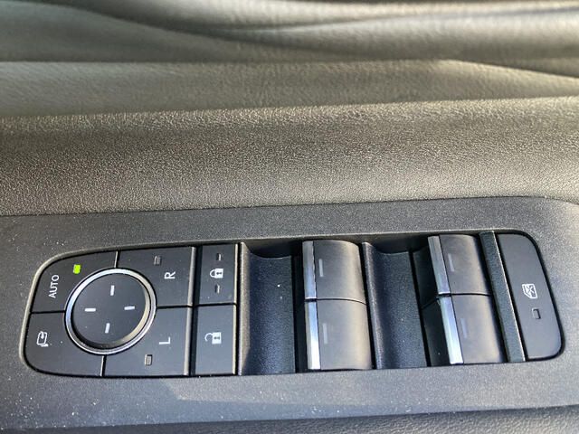 TOYOTA ALPHARD HYBRID 4WD 2025 Image 31