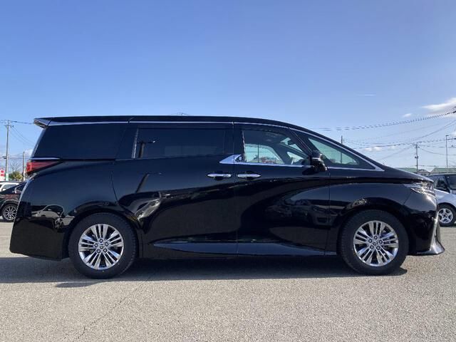 TOYOTA ALPHARD HYBRID 4WD 2025 Image 31