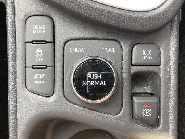 TOYOTA YARIS CROSS HYBRID 2023 Image 31