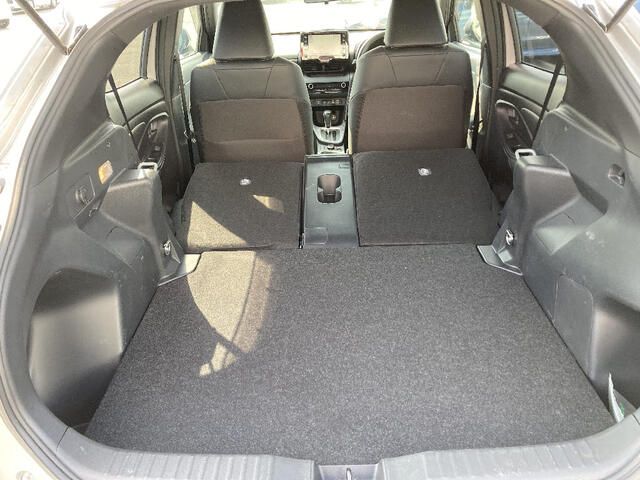 TOYOTA YARIS CROSS HYBRID 2023 Image 31