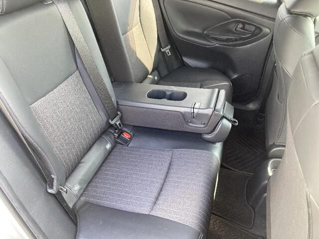 TOYOTA YARIS CROSS HYBRID 2023 Image 31