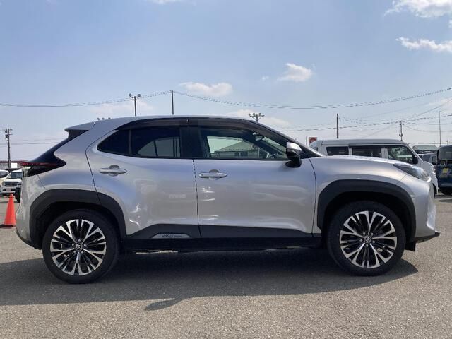 TOYOTA YARIS CROSS HYBRID 2023 Image 31