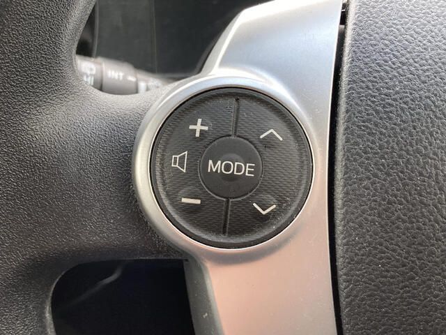 TOYOTA AQUA 2015 Image 31