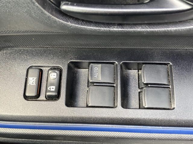 TOYOTA AQUA 2015 Image 31