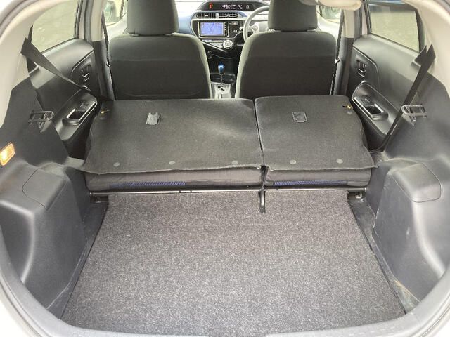 TOYOTA AQUA 2015 Image 31