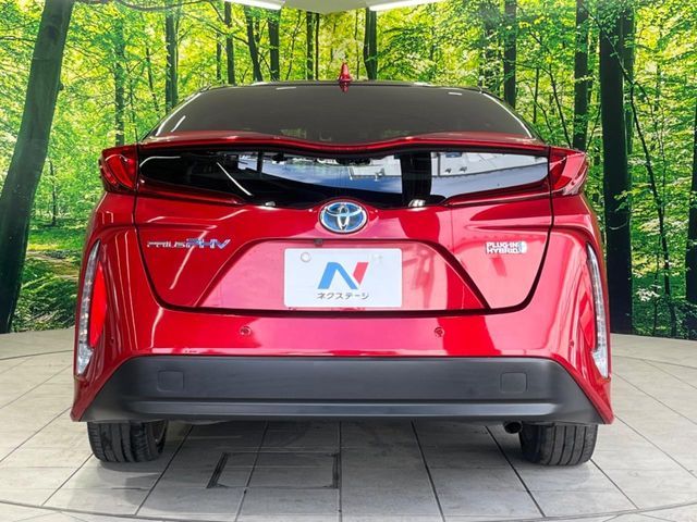 TOYOTA PRIUS PHV 2017 Image 31