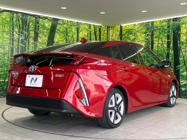 TOYOTA PRIUS PHV 2017 Image 31