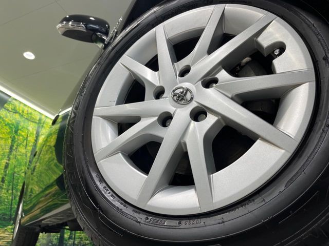 TOYOTA PRIUS ALPHA 2017 Image 31