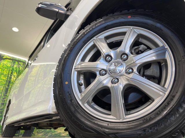 TOYOTA VOXY 2019 Image 31