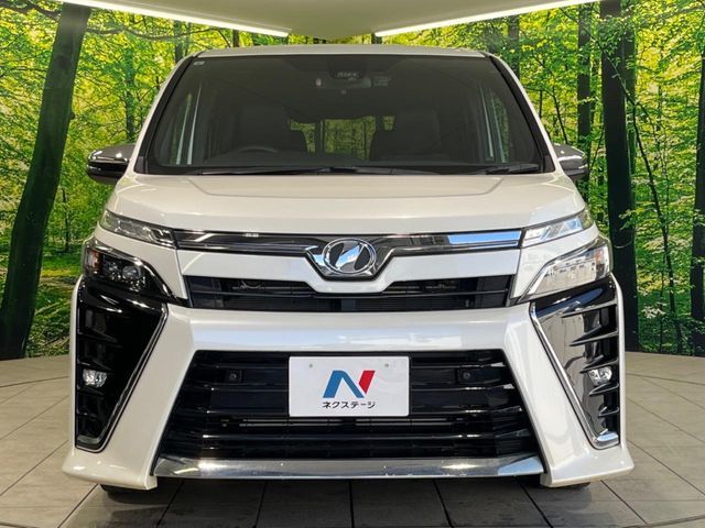 TOYOTA VOXY 2019 Image 31