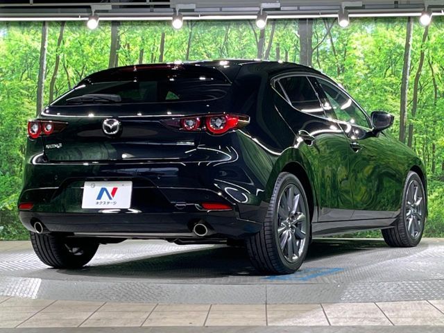 MAZDA 3 FASTBACK 2025 Image 31
