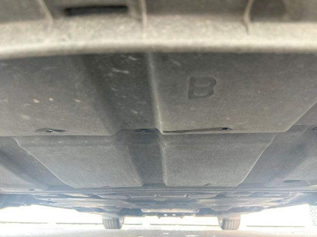 NISSAN SKYLINE HYBRID 2014 Image 31