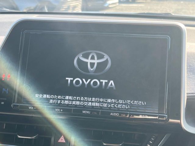 TOYOTA C-HR 2017 Image 31