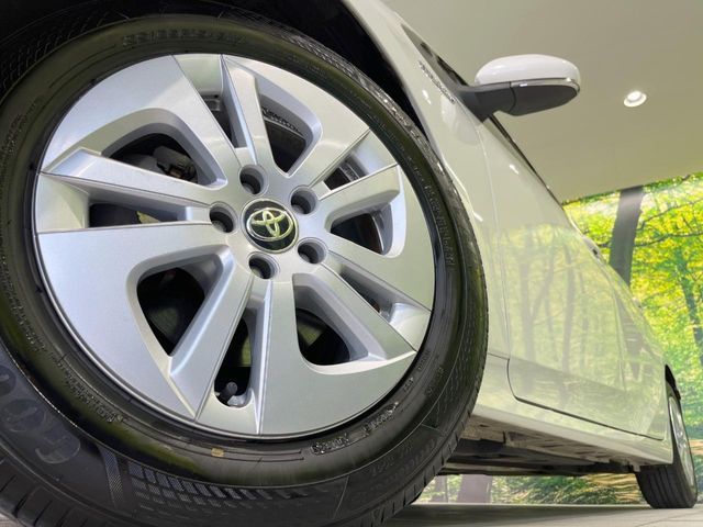 TOYOTA PRIUS 2017 Image 31