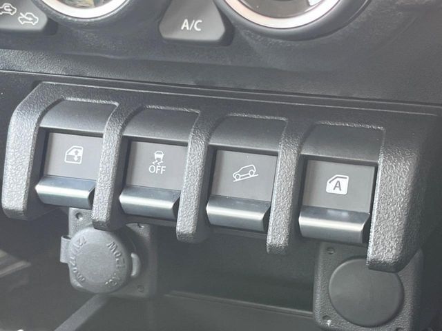 SUZUKI JIMNY NOMADE 2025 Image 31