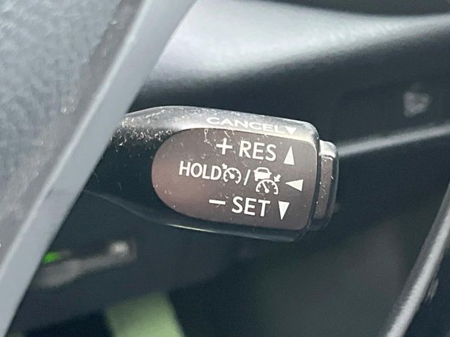 TOYOTA C-HR 2017 Image 31