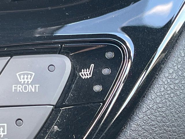 TOYOTA C-HR 2017 Image 31