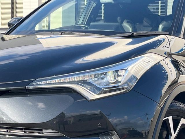 TOYOTA C-HR 2017 Image 31