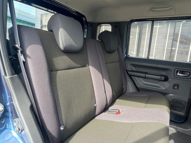 SUZUKI JIMNY NOMADE 2025 Image 31