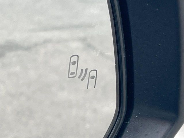 TOYOTA HARRIER 2WD 2021 Image 31