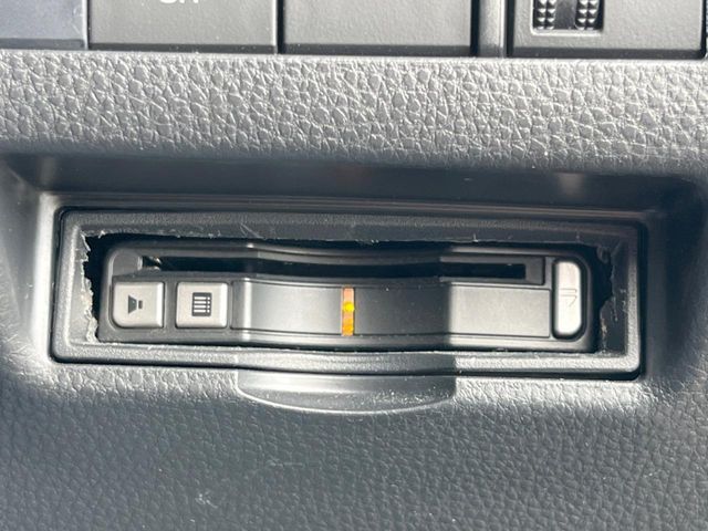 TOYOTA HARRIER 2WD 2021 Image 31