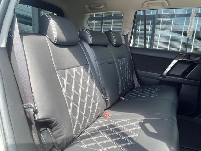 TOYOTA LANDCRUISER PRADO 2022 Image 31