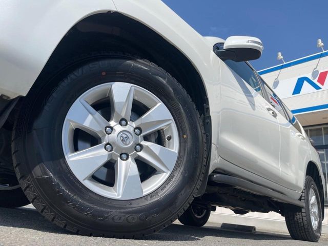 TOYOTA LANDCRUISER PRADO 2022 Image 31