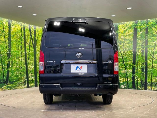 TOYOTA HIACE VAN 2WD 2021 Image 31