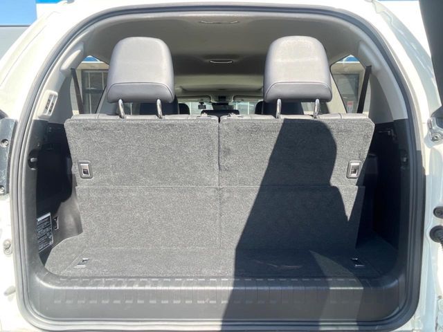 TOYOTA LANDCRUISER PRADO 2023 Image 31