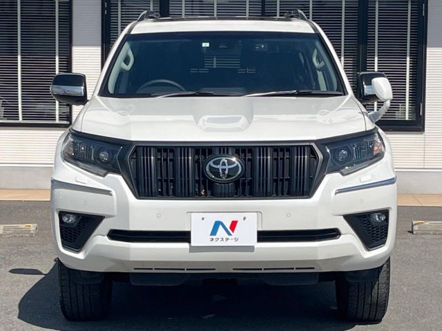 TOYOTA LANDCRUISER PRADO 2023 Image 31