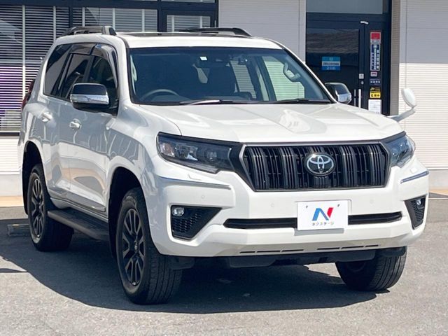 TOYOTA LANDCRUISER PRADO 2023 Image 31
