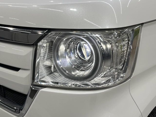 HONDA N BOX 2019 Image 31