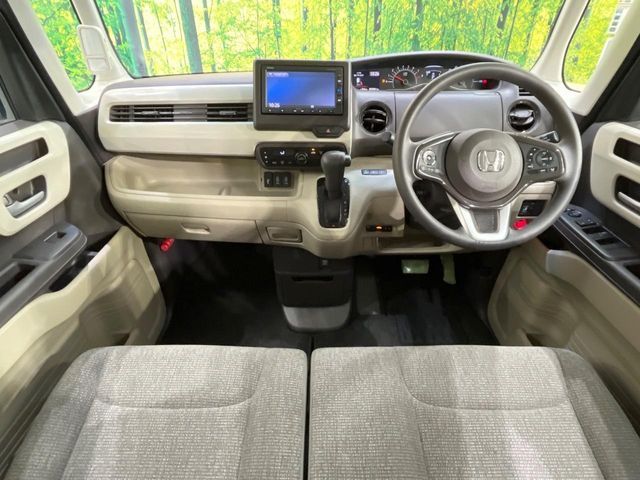 HONDA N BOX 2018 Image 31