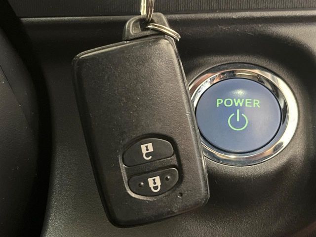 TOYOTA AQUA 2014 Image 31