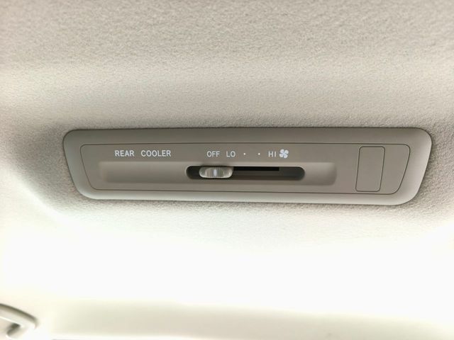 TOYOTA ESTIMA 2011 Image 31