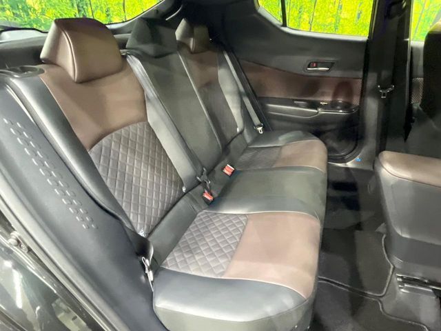 TOYOTA C-HR 2017 Image 31