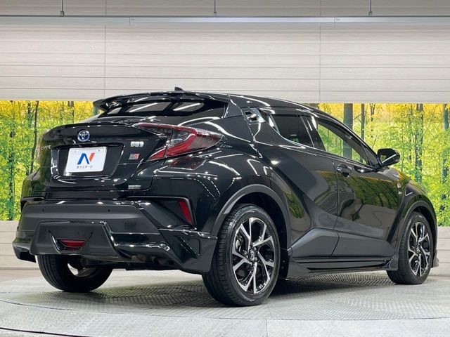 TOYOTA C-HR 2017 Image 31